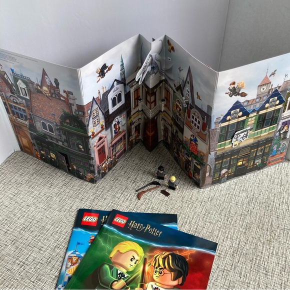 LEGO Harry Potter Wizarding Duels Potter vs Malfoy Pop Up Scenes Barely Used - Picture 5 of 12